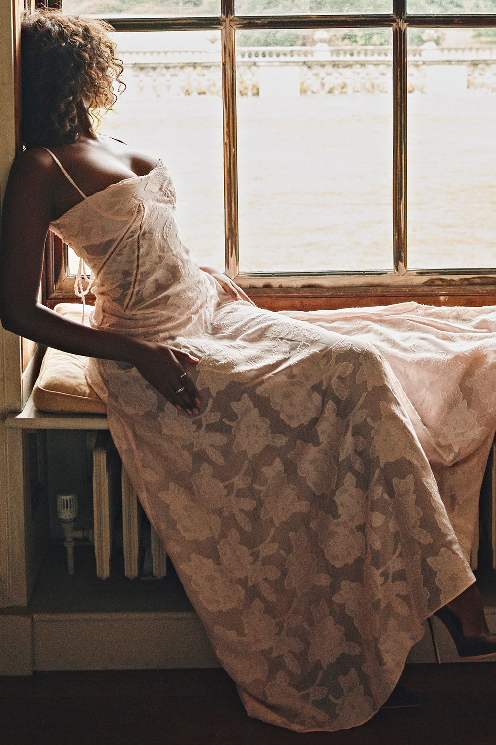 Maya - Vestido romántico y elegante