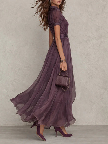 Luisa • Abito lungo viola con scollo a V e bordo in pizzo di chiffon