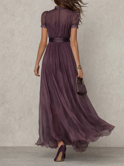 Luisa • Abito lungo viola con scollo a V e bordo in pizzo di chiffon